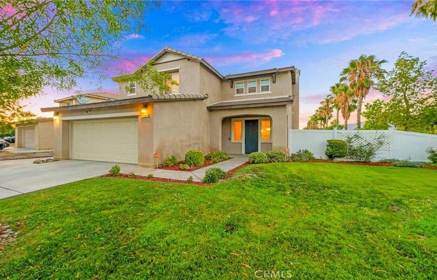 homes for sale in Adelanto